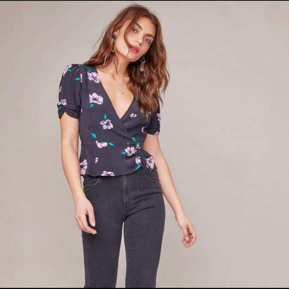 NWT ASTR The Label Malia Floral Print Top - Picture 3 of 5